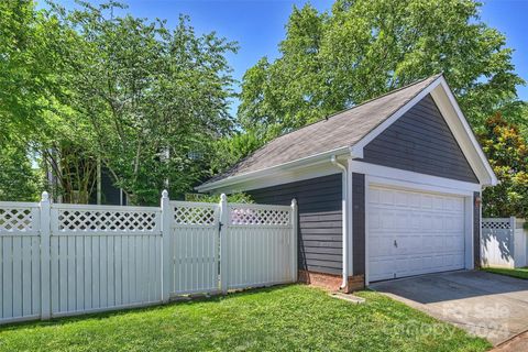 A home in Huntersville