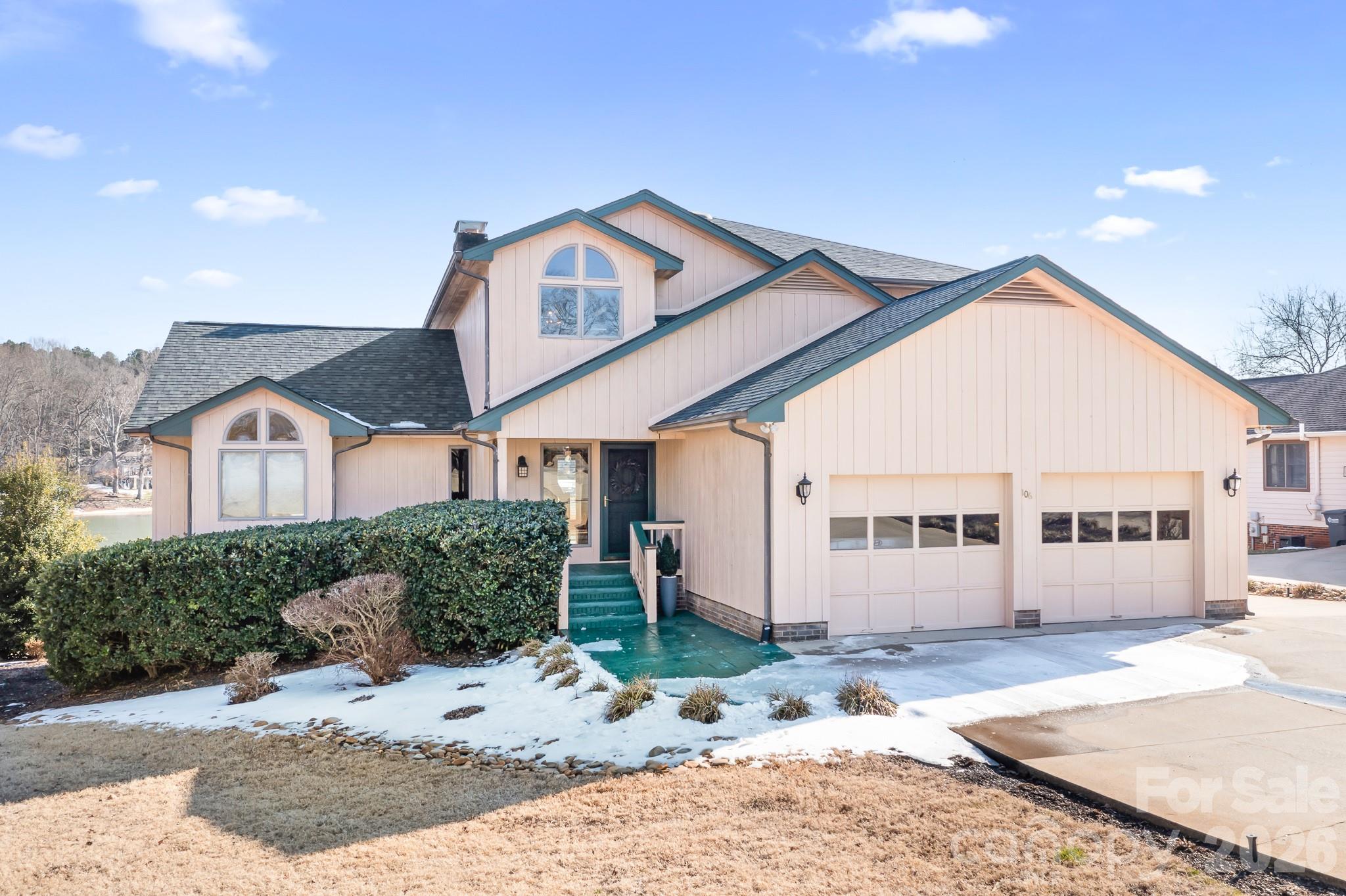 Captains Cove - Residential