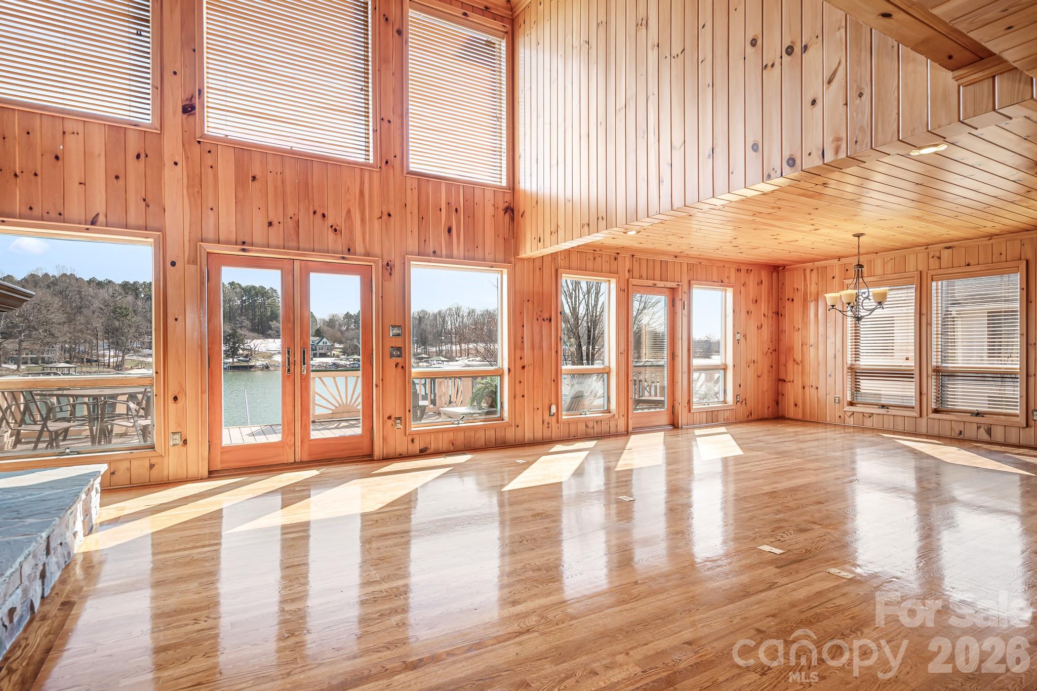 Captains Cove - Residential