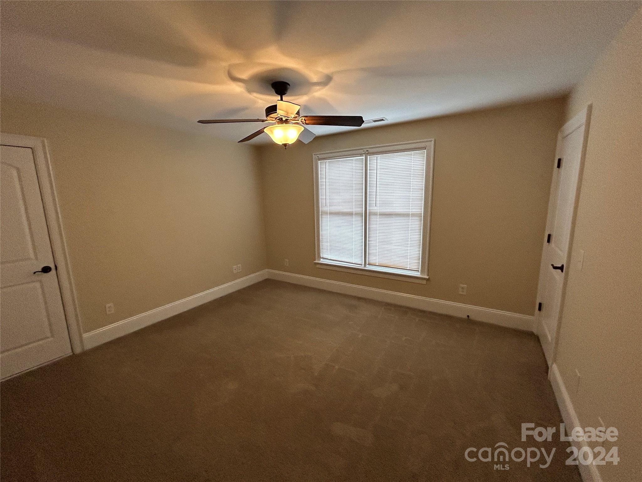 Paramount Shores - Residential Lease