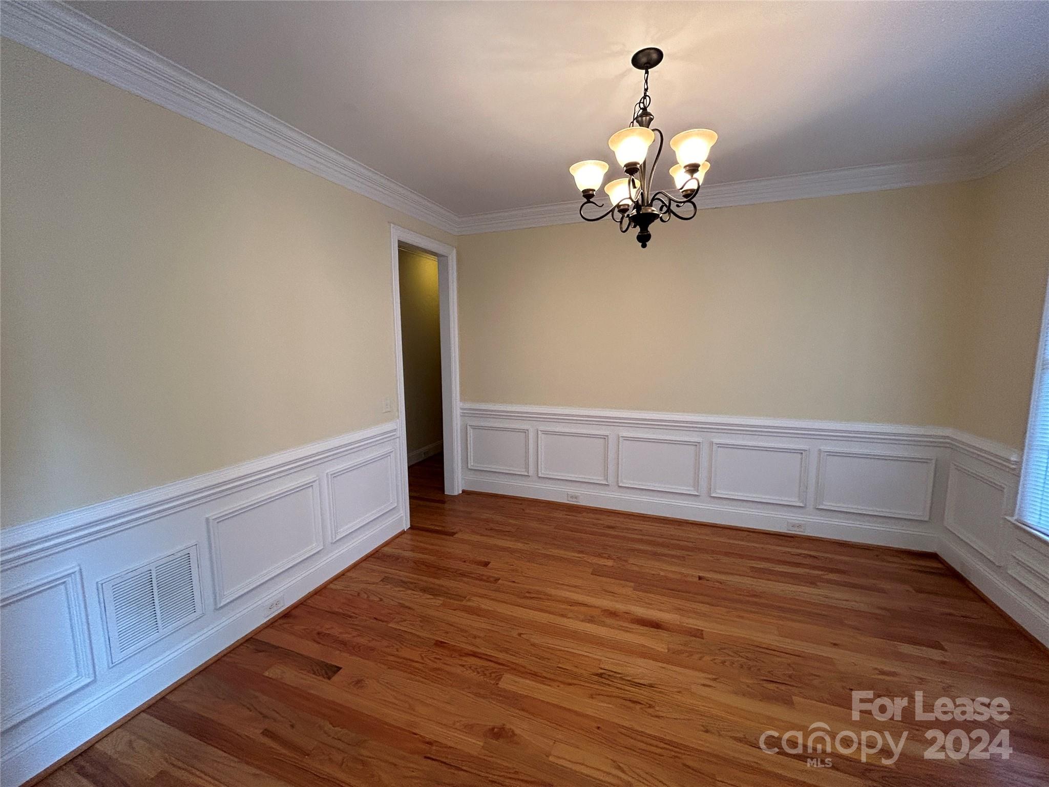 Paramount Shores - Residential Lease