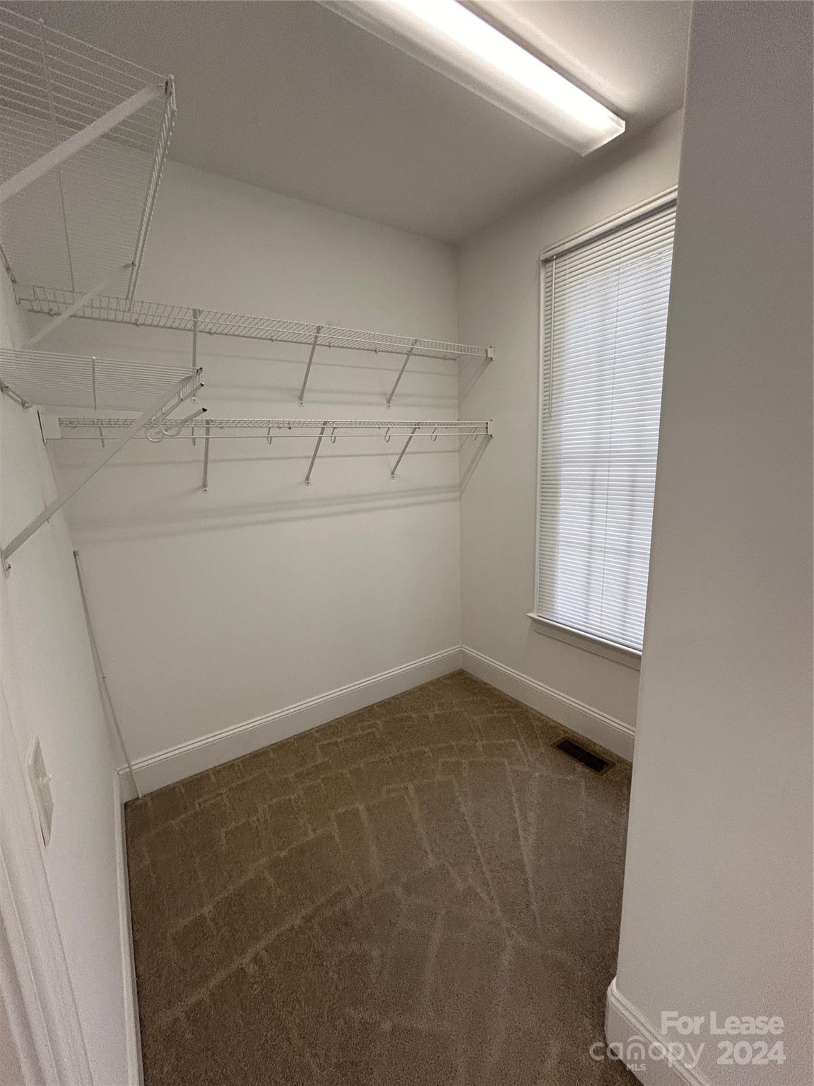 Paramount Shores - Residential Lease