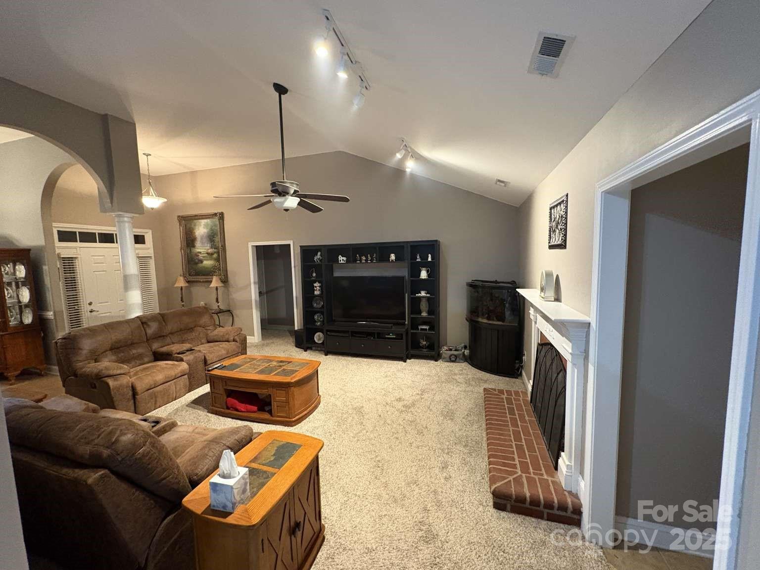 Yates Meadow - Residential