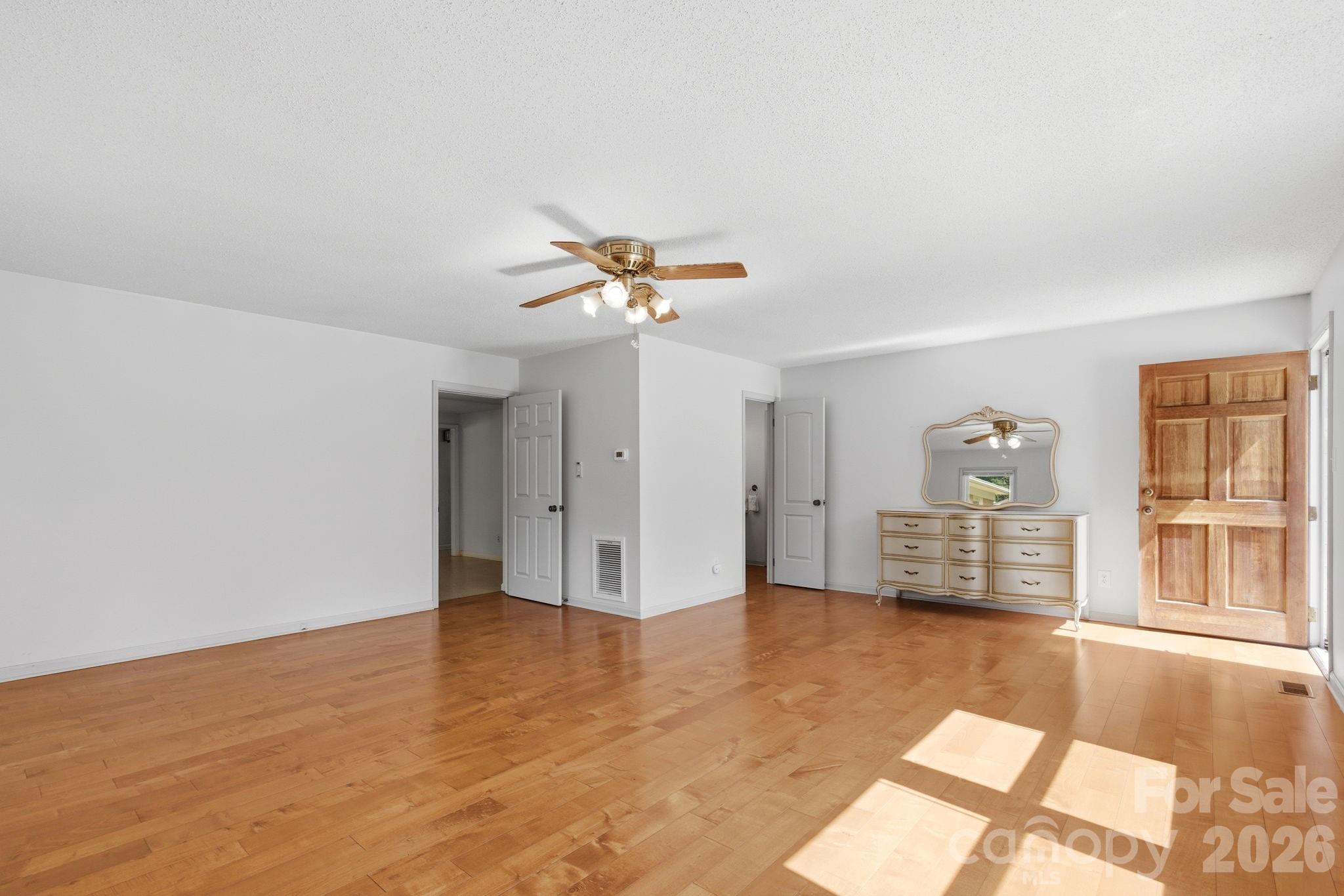 Willow Oaks - Residential