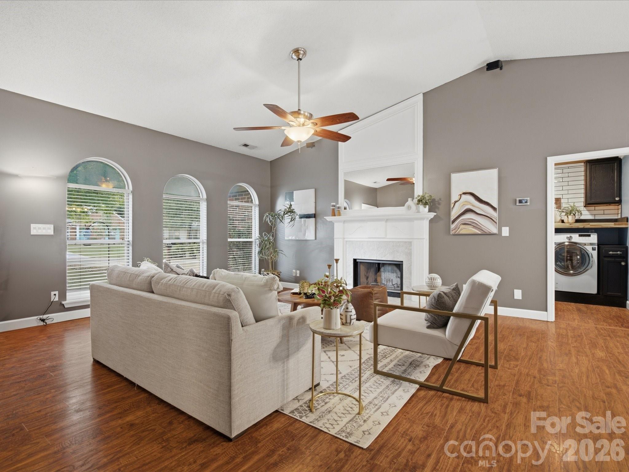 127 W Bank Drive