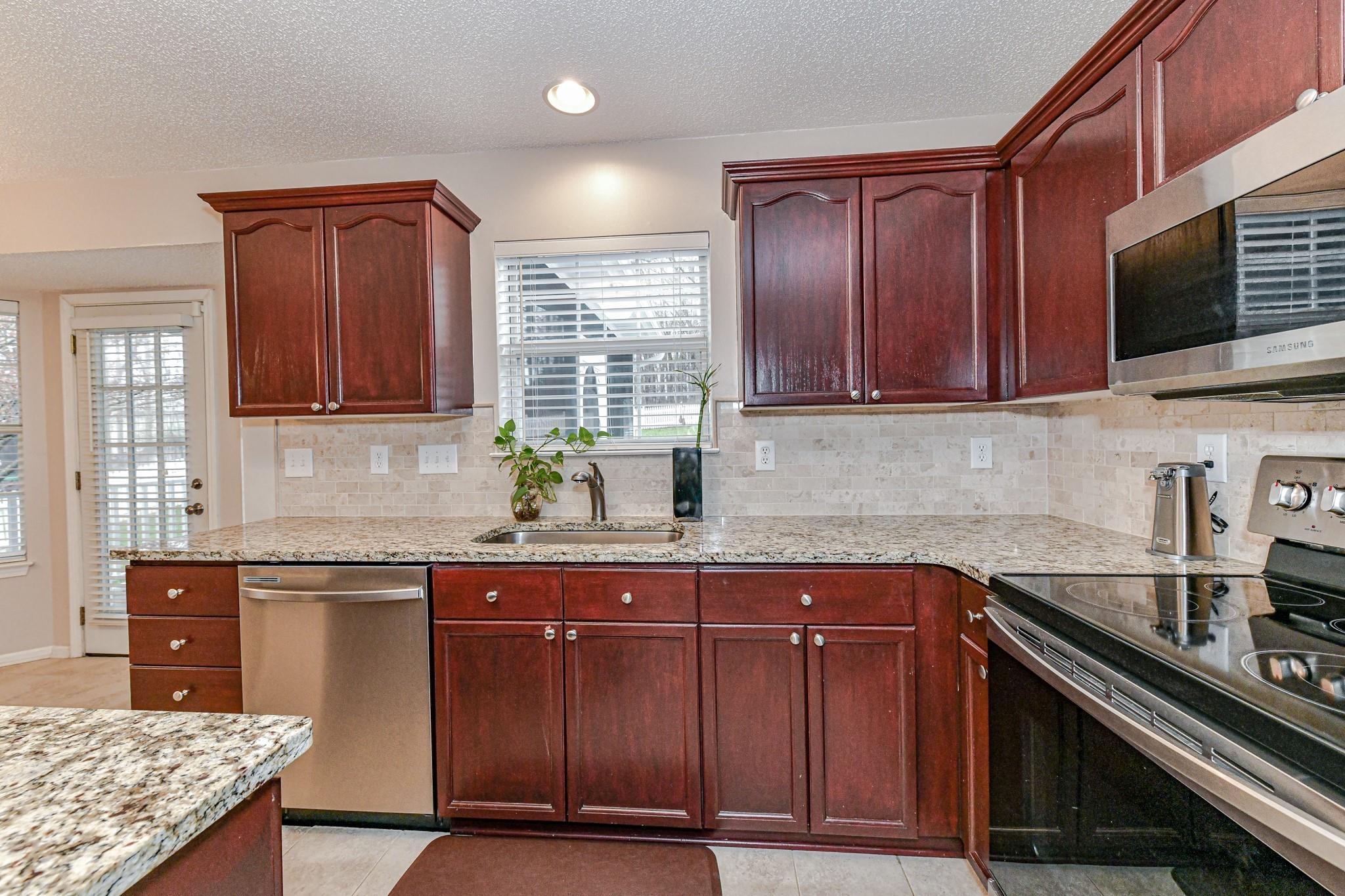 Brandon Oaks - Residential