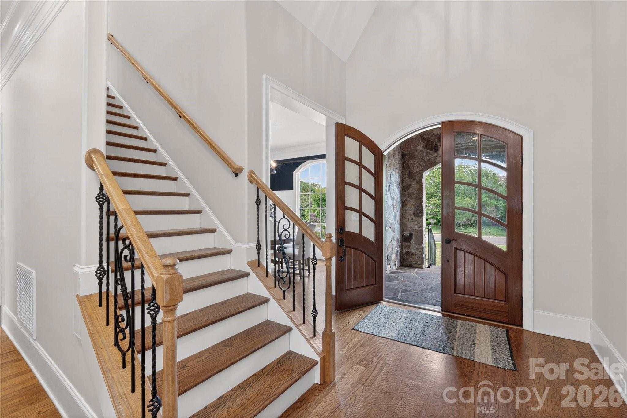 1304 Lookout Circle