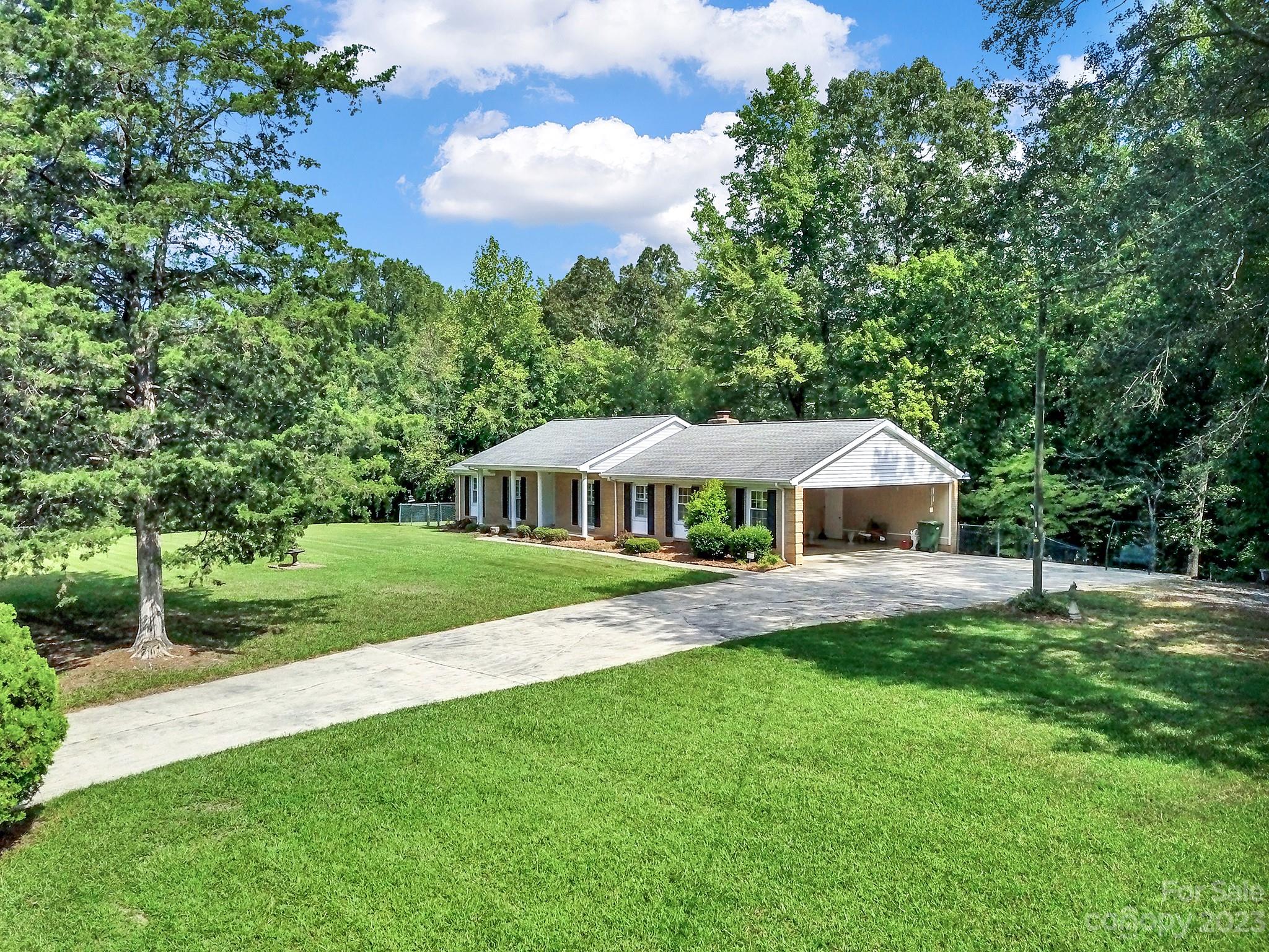 Robinwood - Residential