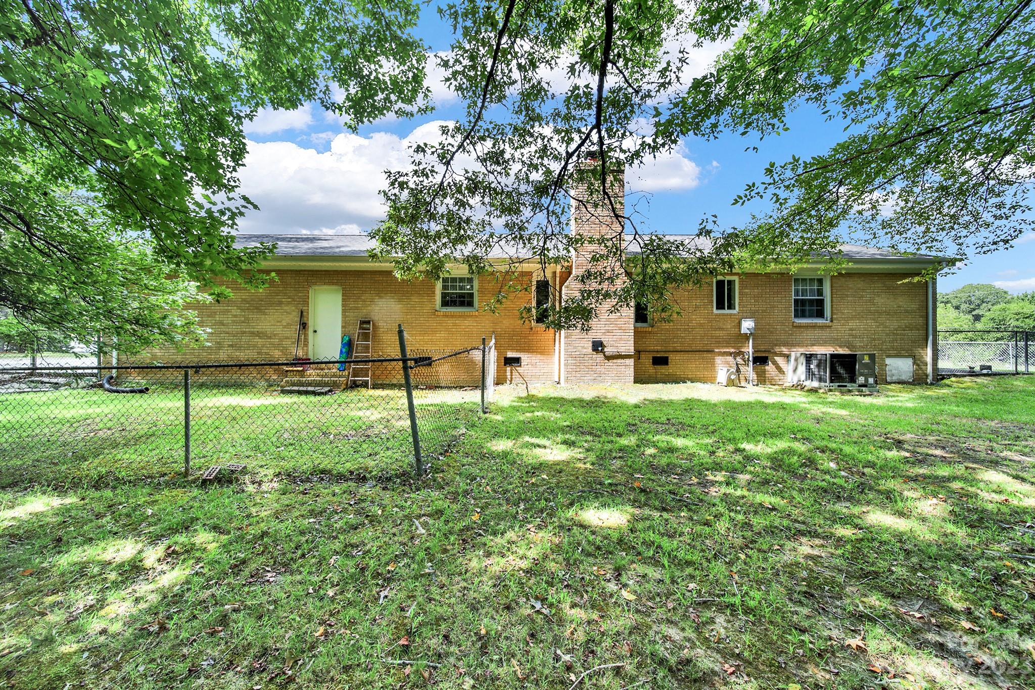 Robinwood - Residential