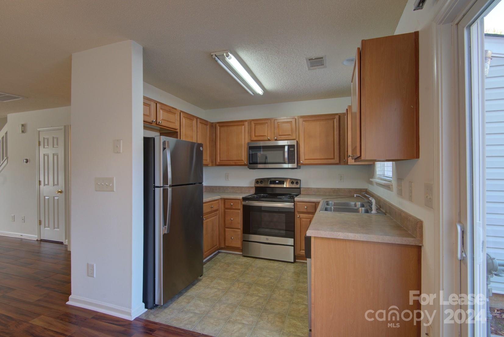 The Townes at Old Stone Crossing - Residential Lease