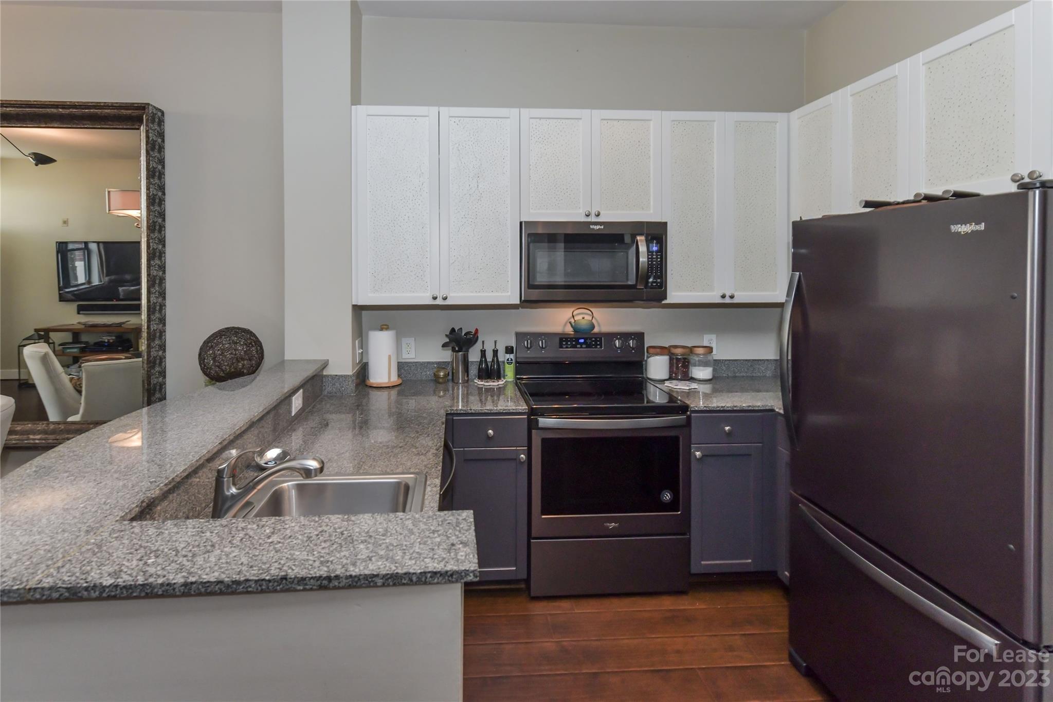 Park Avenue Condominiums - Residential Lease