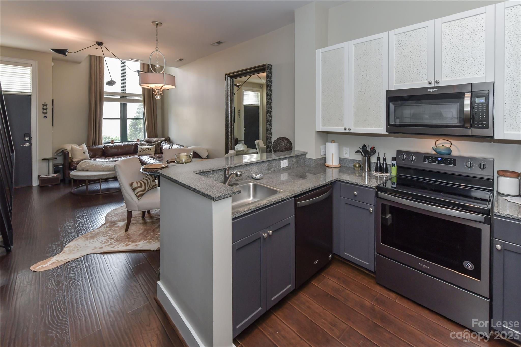 Park Avenue Condominiums - Residential Lease