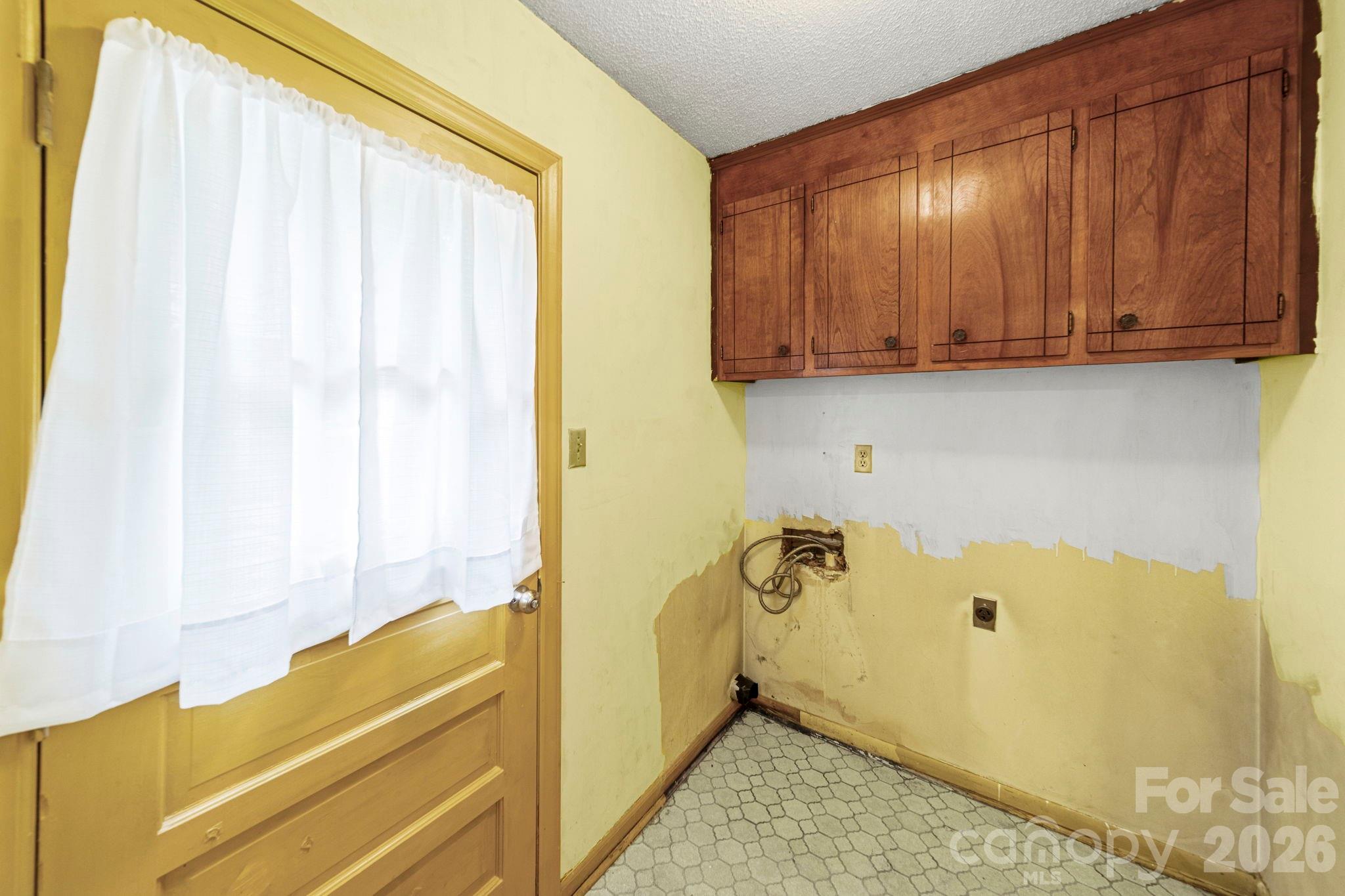 4510 Springview Drive