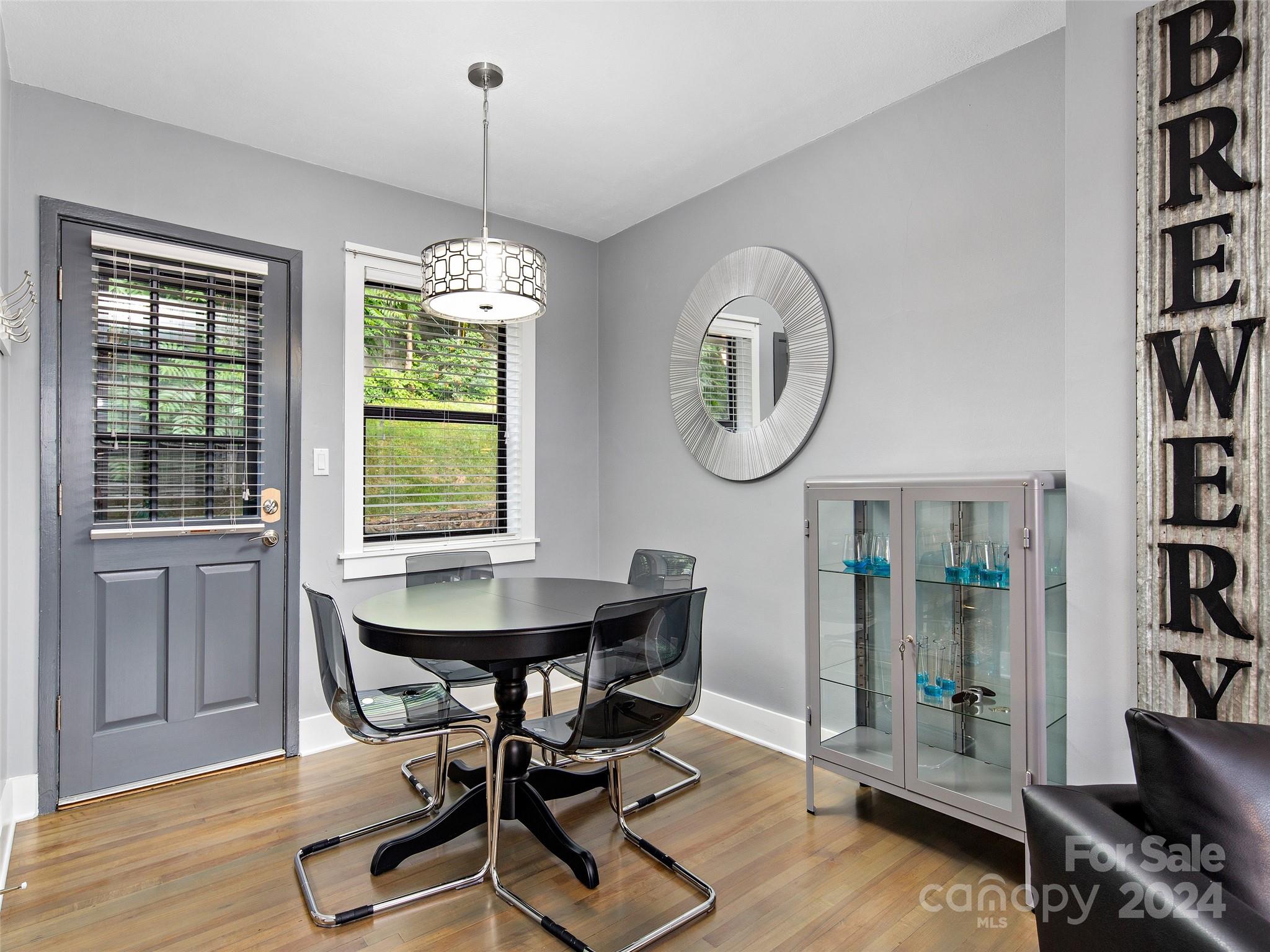 Beverly Condos - Residential