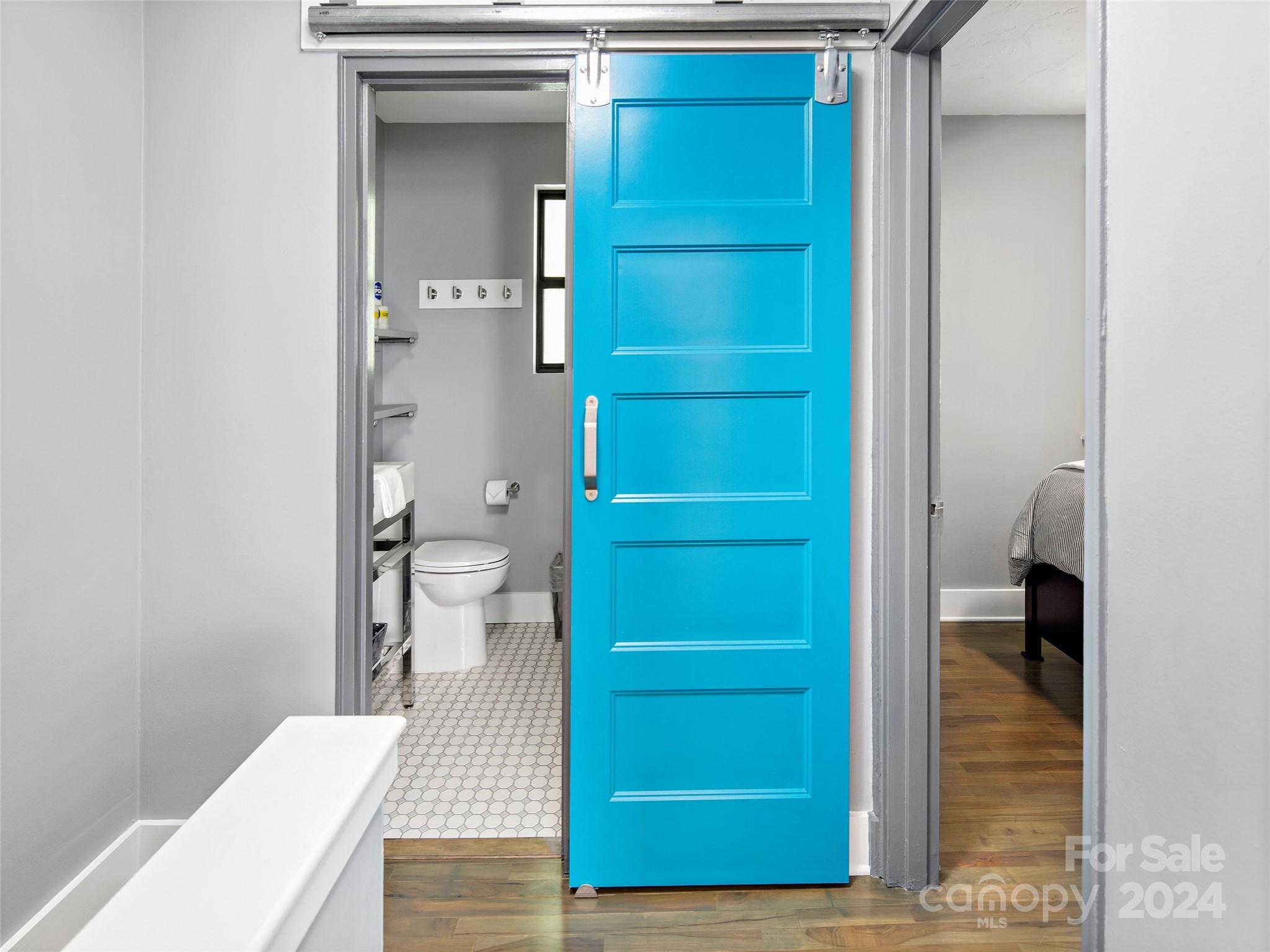 Beverly Condos - Residential