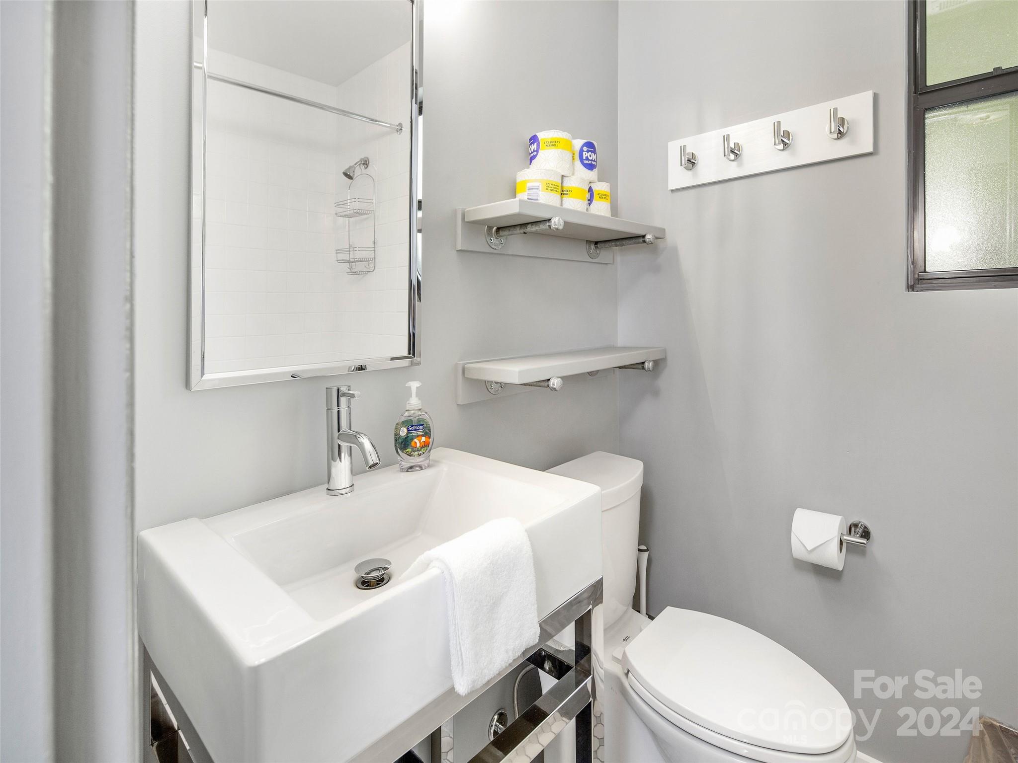 Beverly Condos - Residential