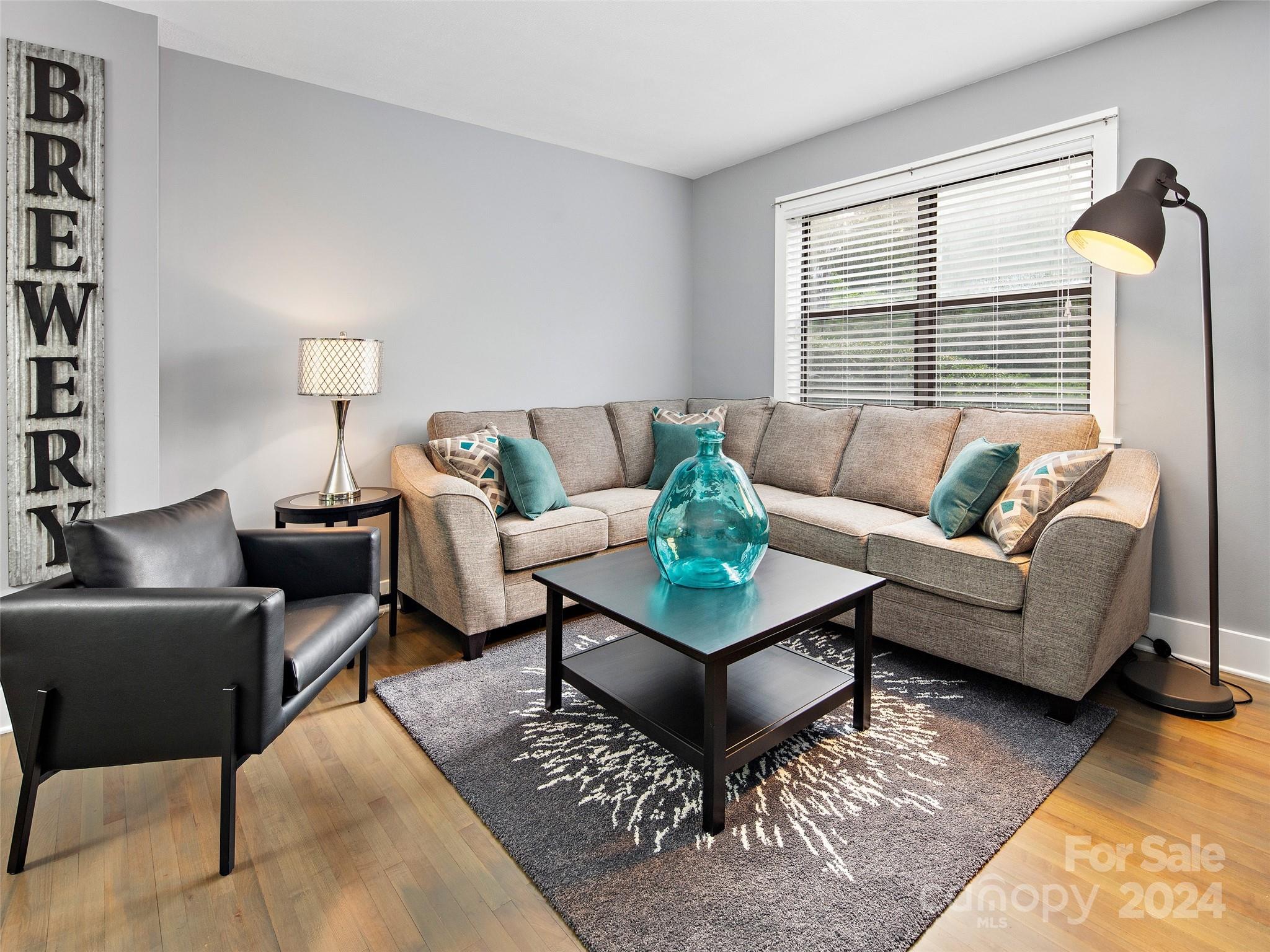 Beverly Condos - Residential