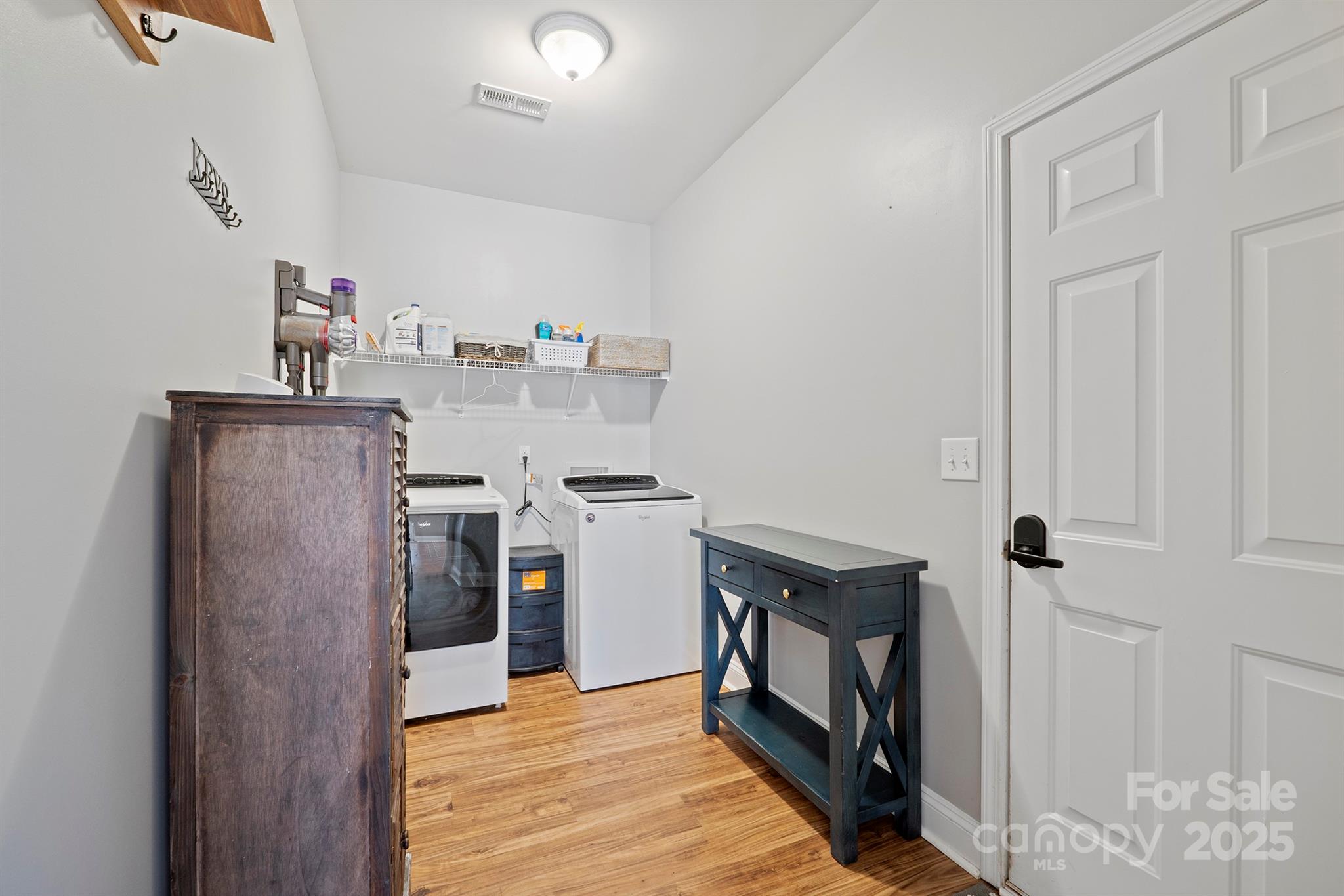 Shelly Woods - Residential