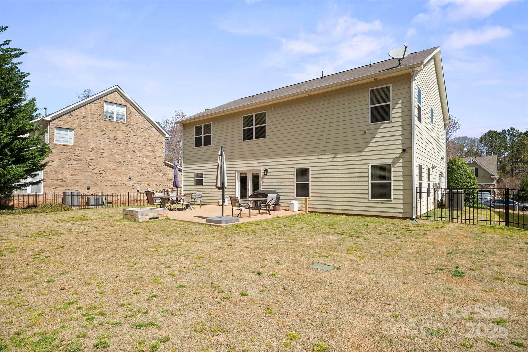 Shelly Woods - Residential