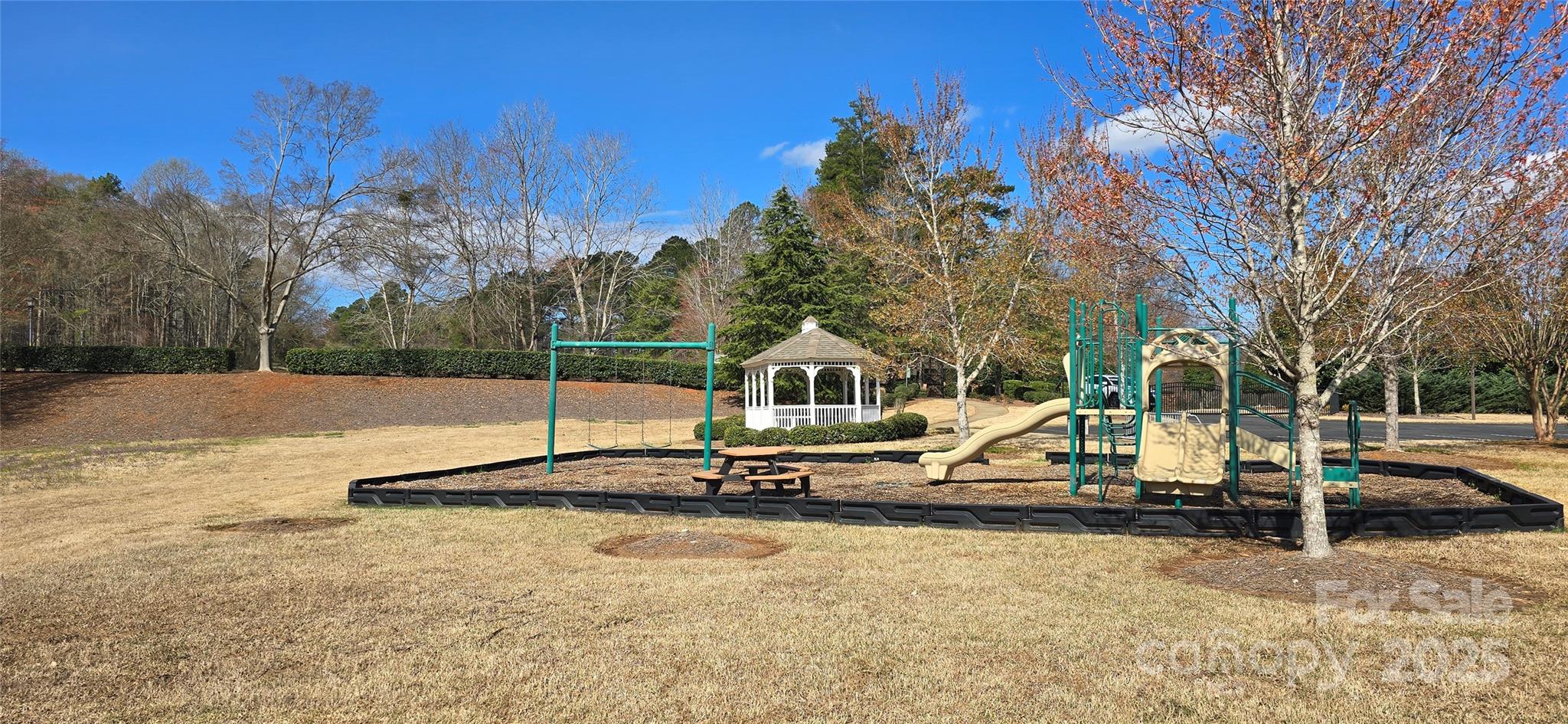 Shelly Woods - Residential