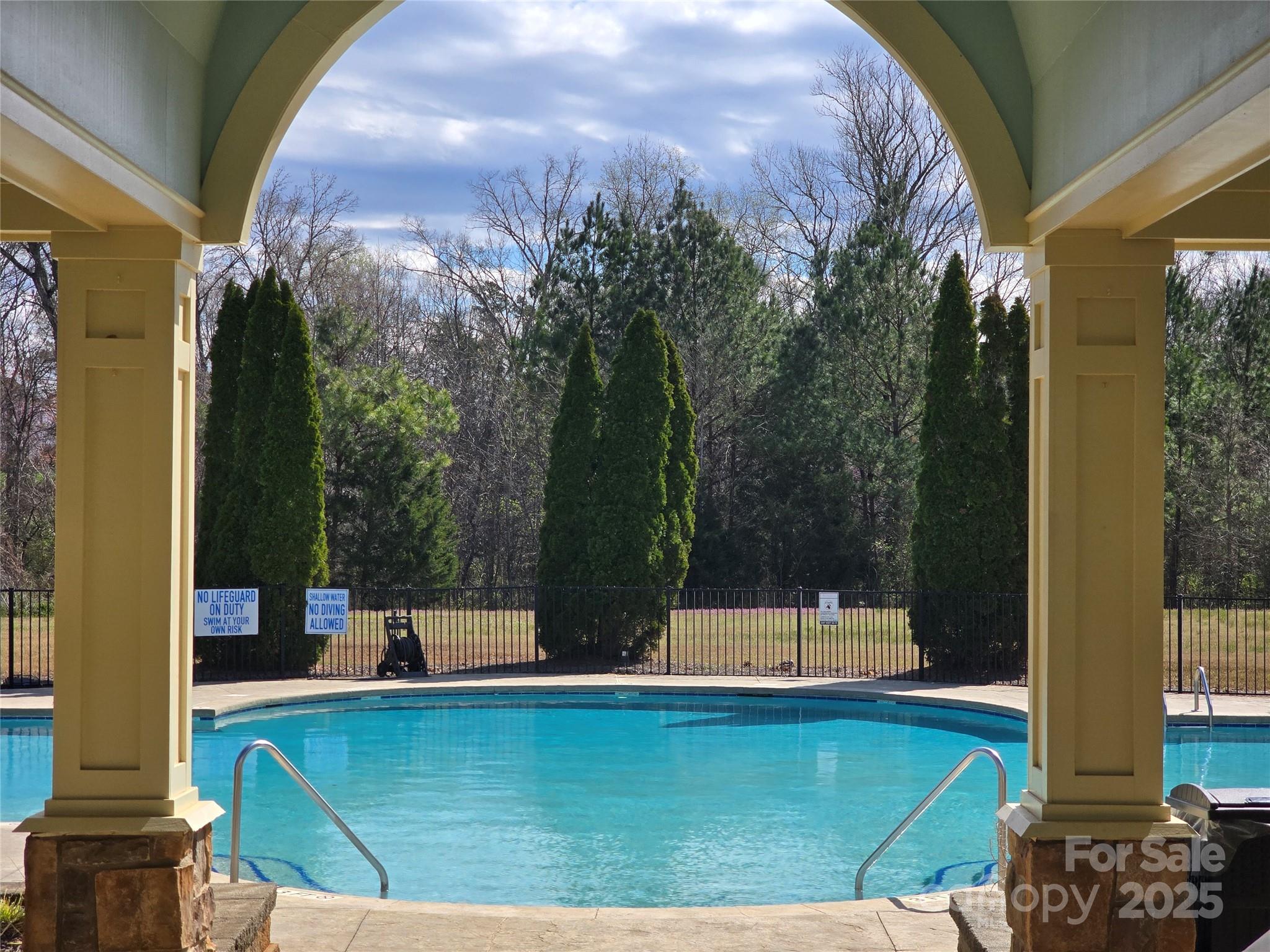 Shelly Woods - Residential