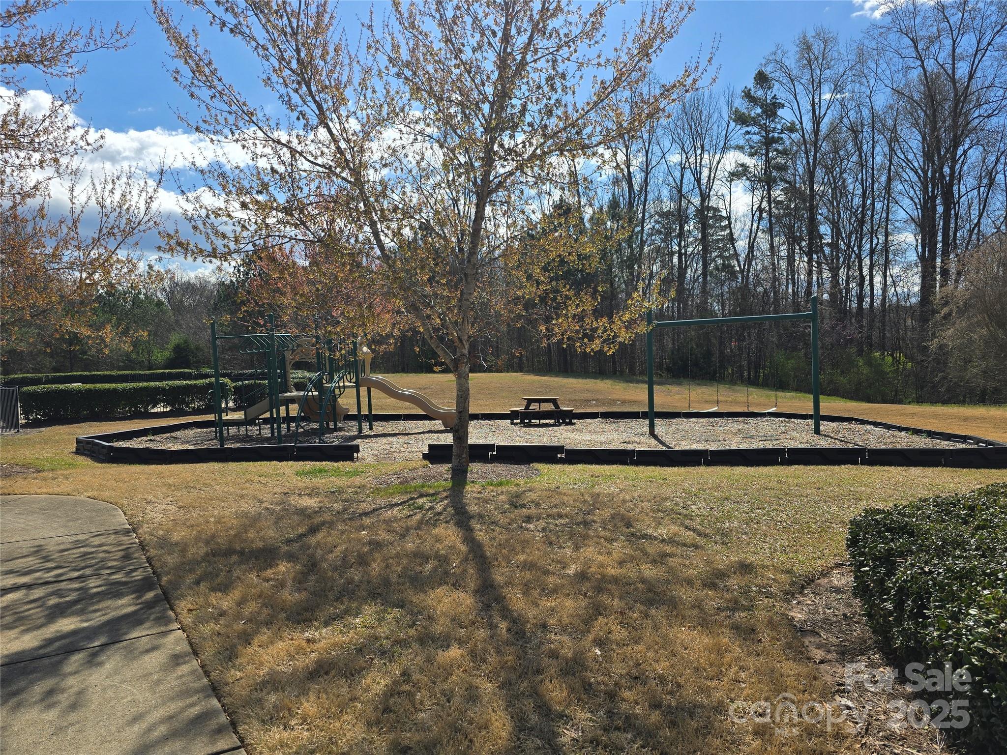 Shelly Woods - Residential