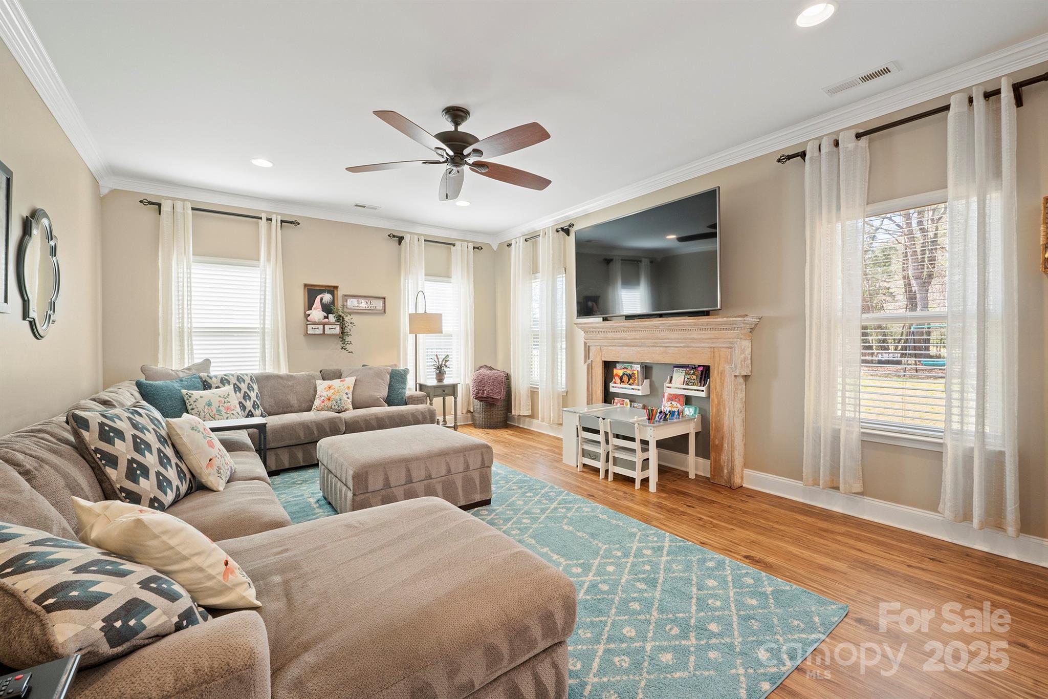 Shelly Woods - Residential