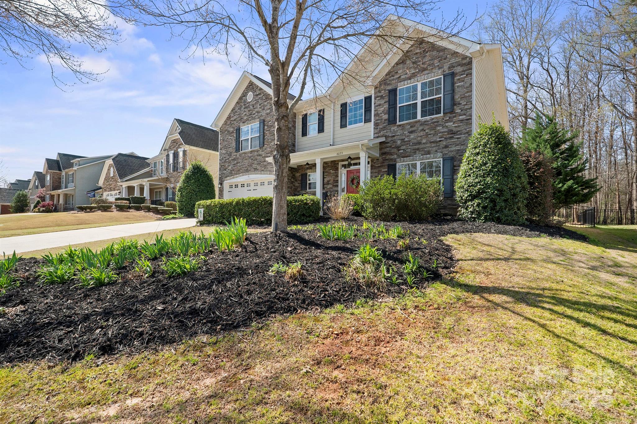 Shelly Woods - Residential