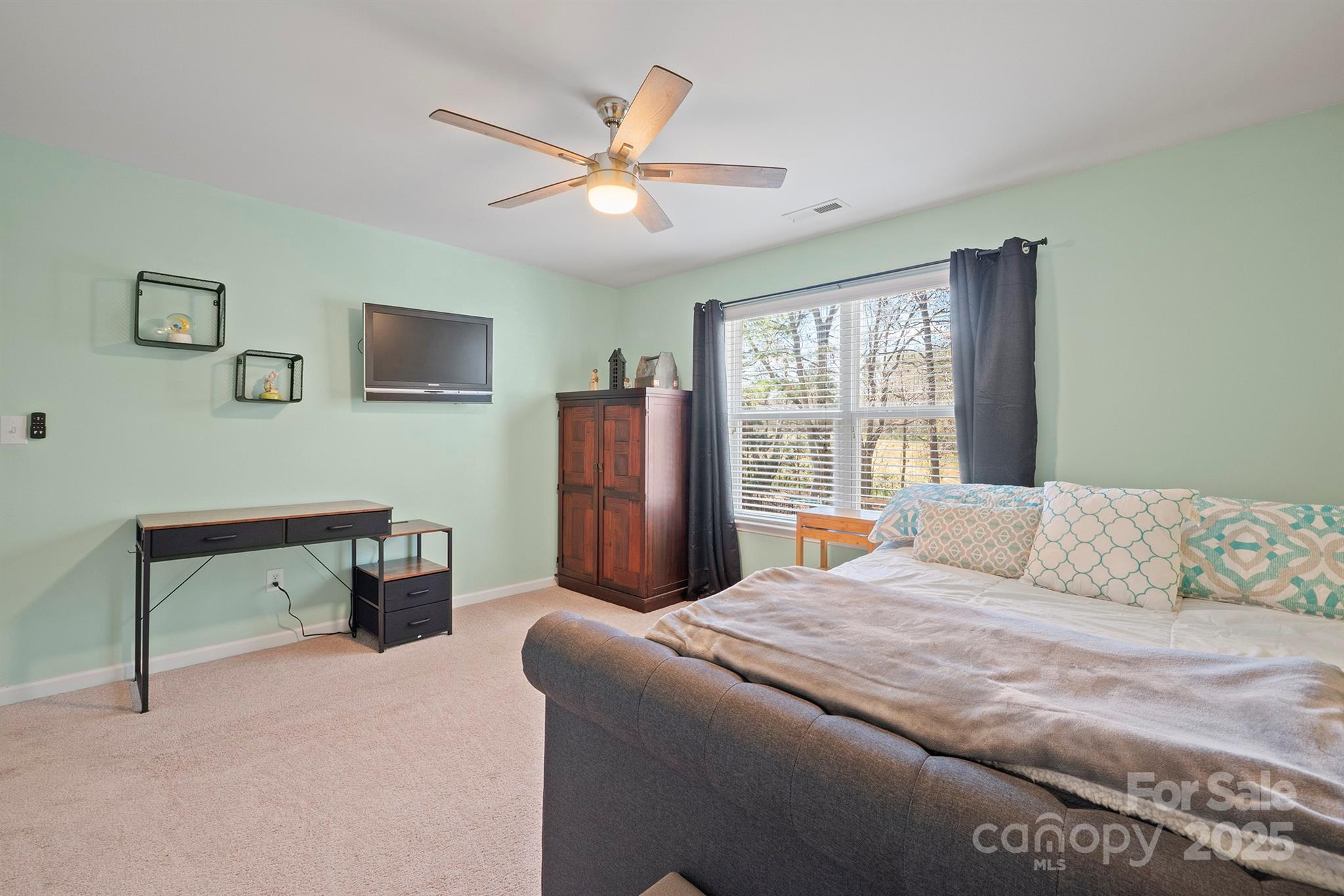 Shelly Woods - Residential