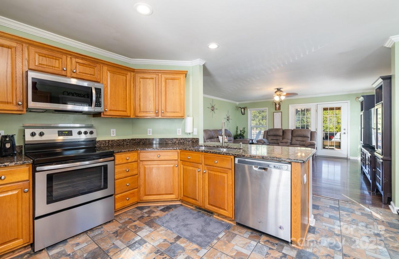 638 Acorn Acres Road