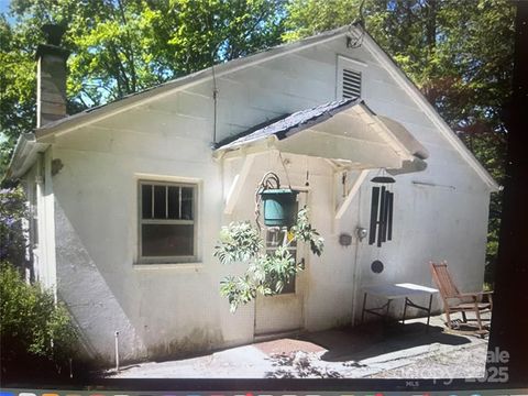 10 Old fort Road Fairview NC 28730