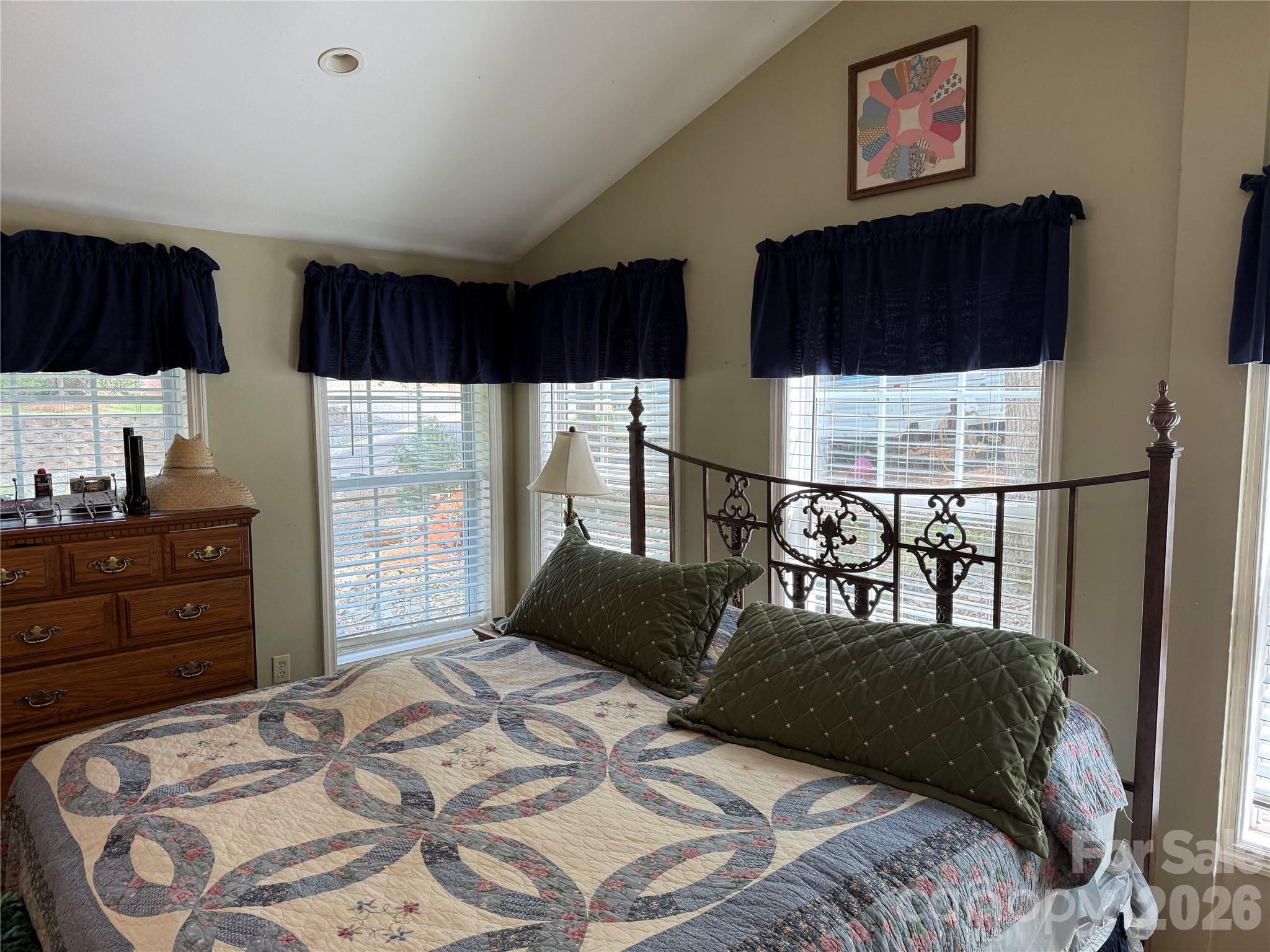 Twin Harbor - Residential