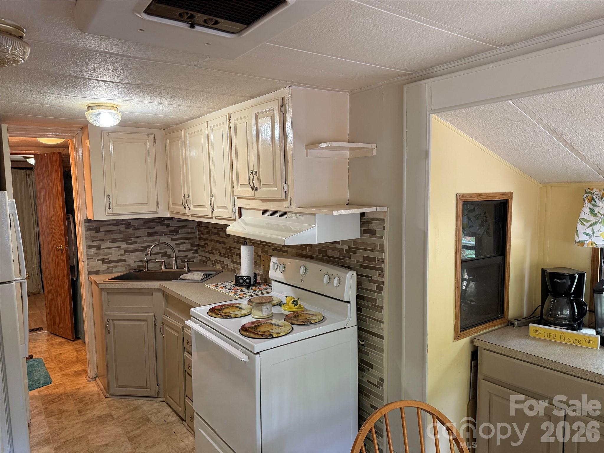 Twin Harbor - Residential