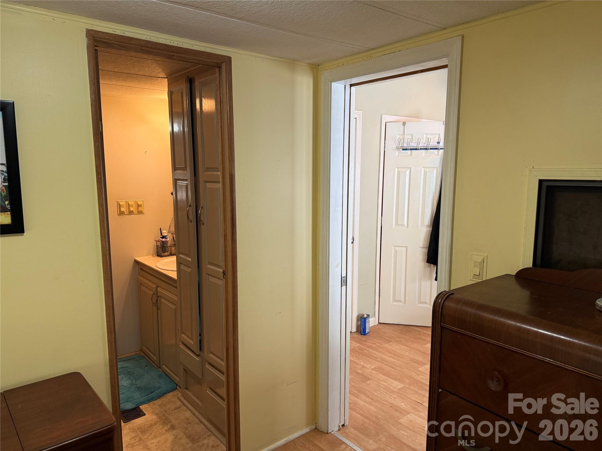 Twin Harbor - Residential