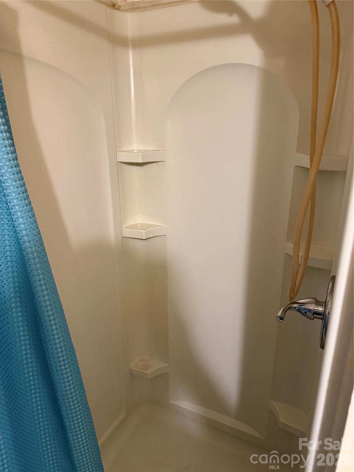 Twin Harbor - Residential