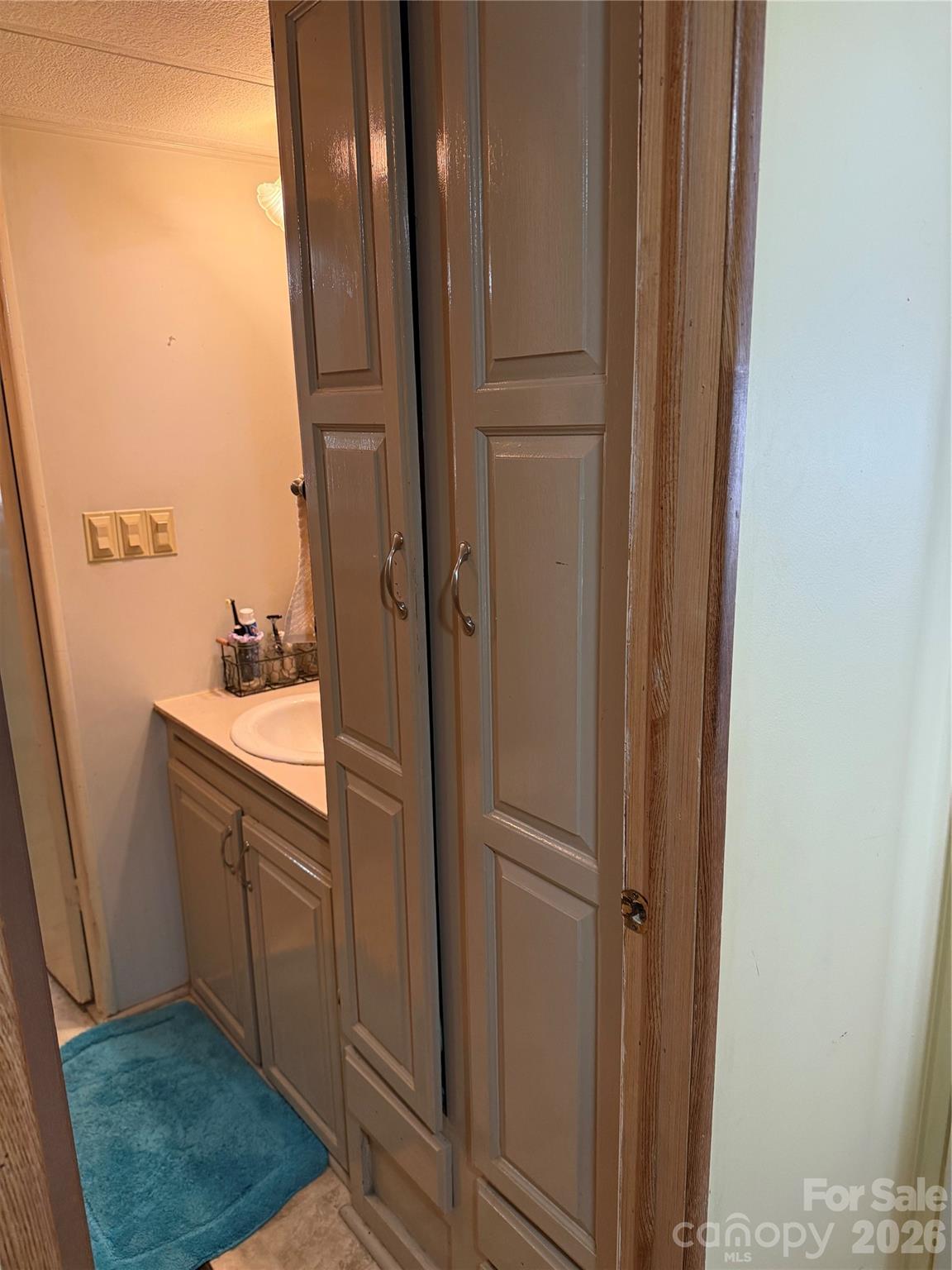 Twin Harbor - Residential