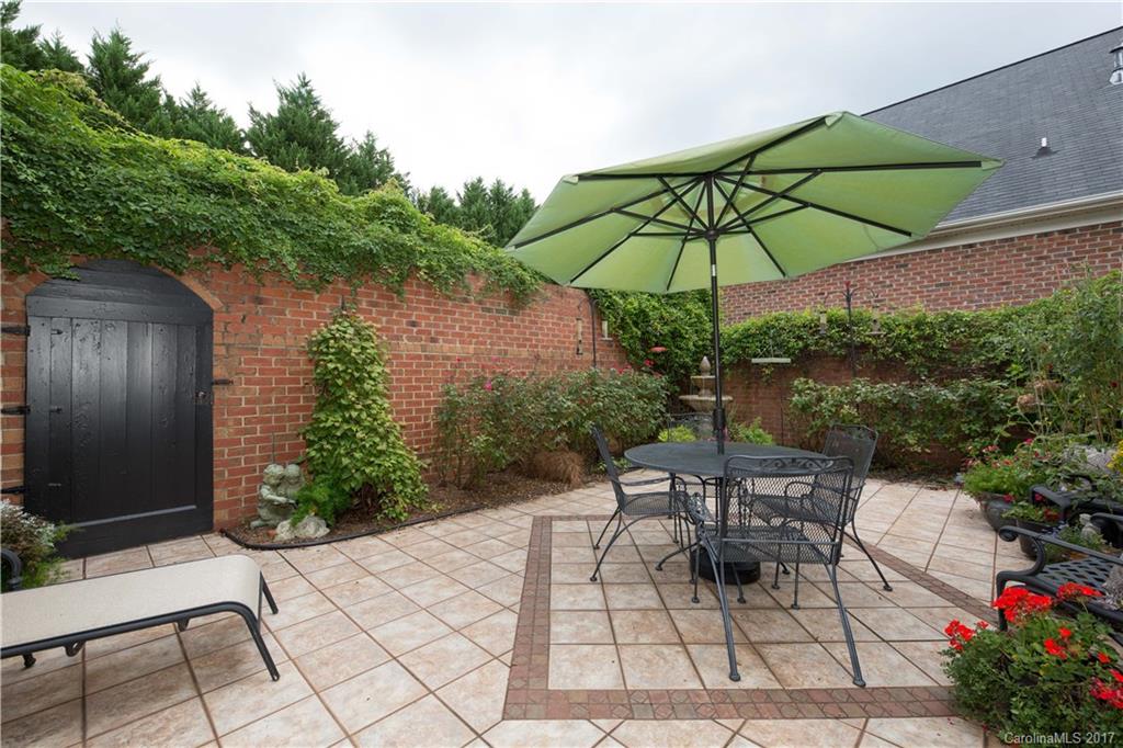 Laurel Creek - Residential