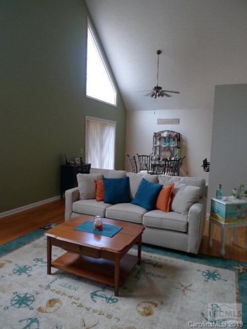 Laurel Point - Residential