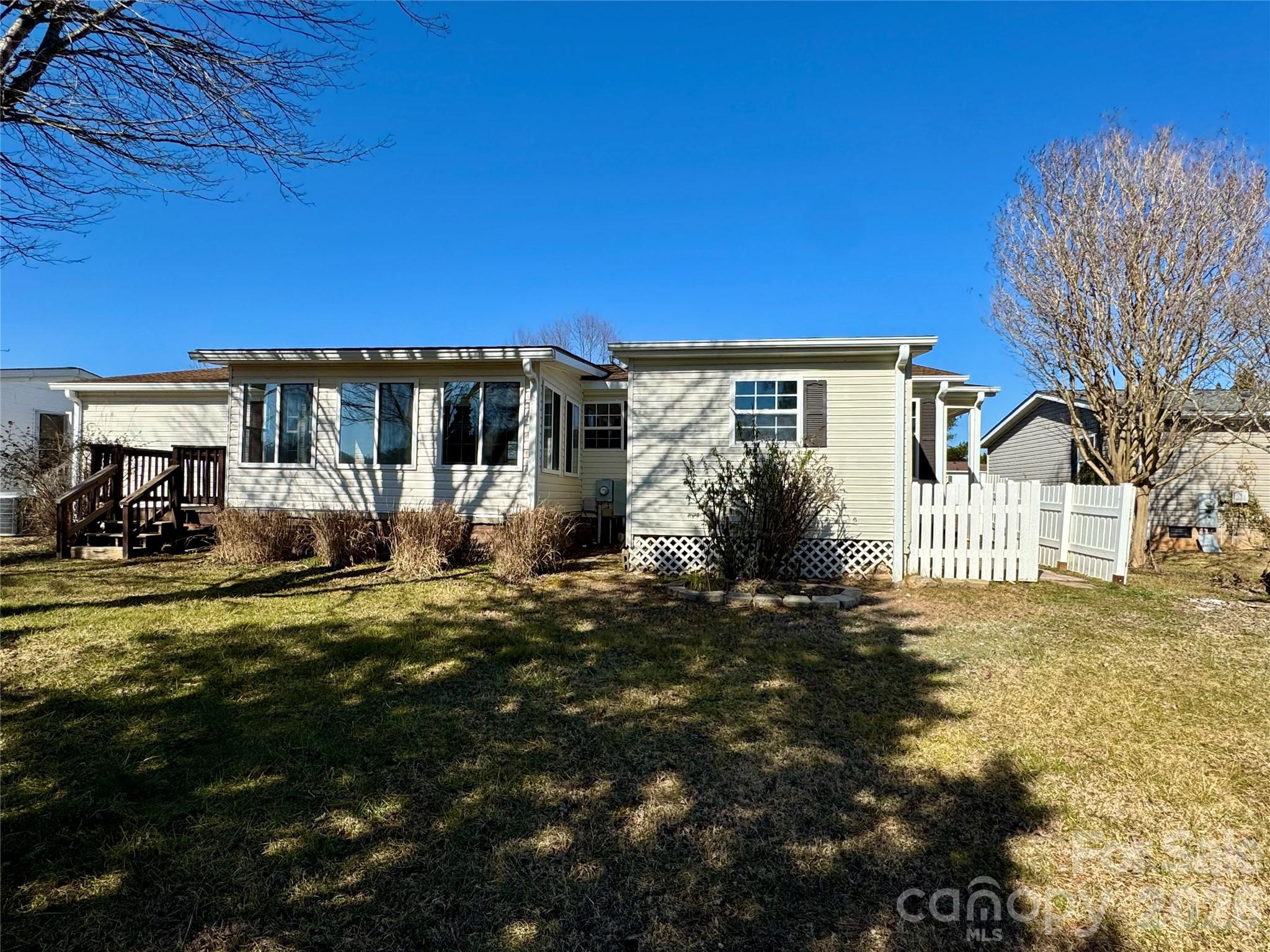 Riverwind - Residential