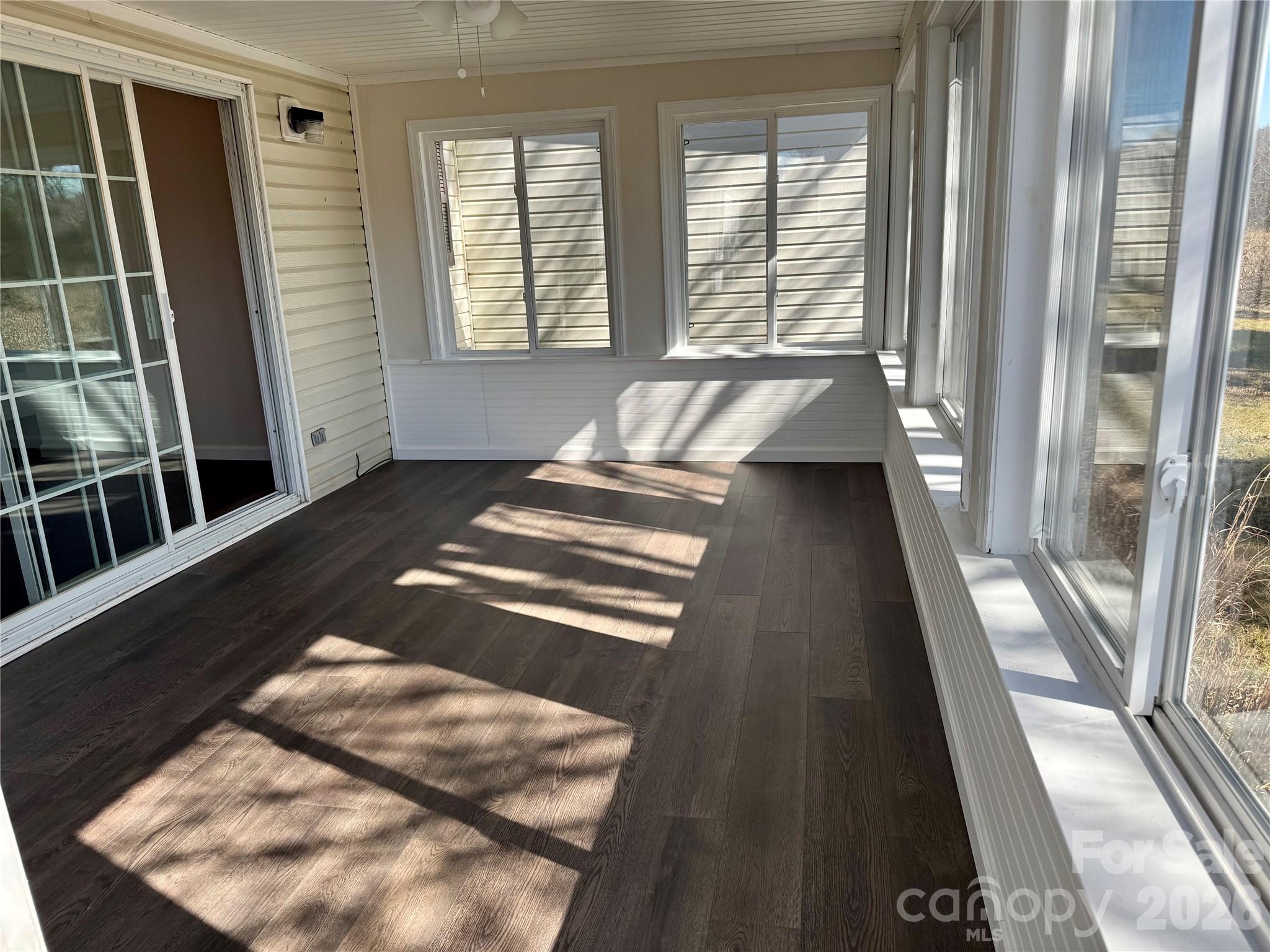 Riverwind - Residential