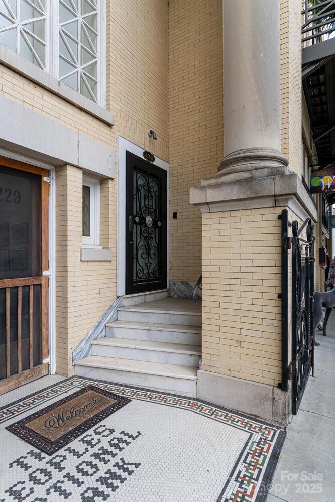 231 N Main Street