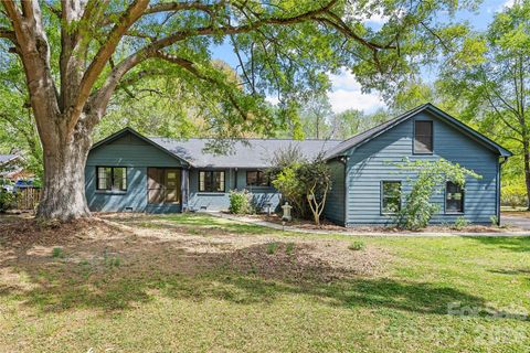 12811 Moores Chapel Road Charlotte NC 28214