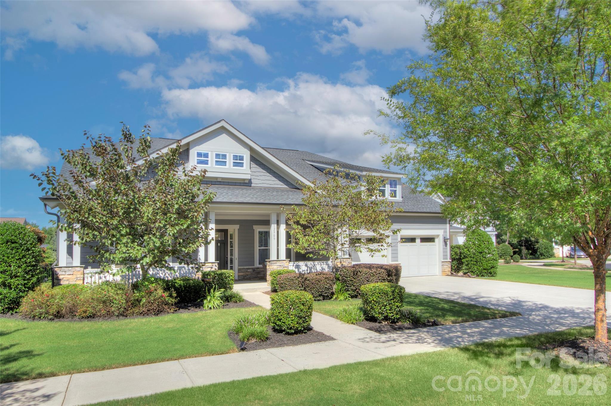 12909 Sandpiper Grove Court