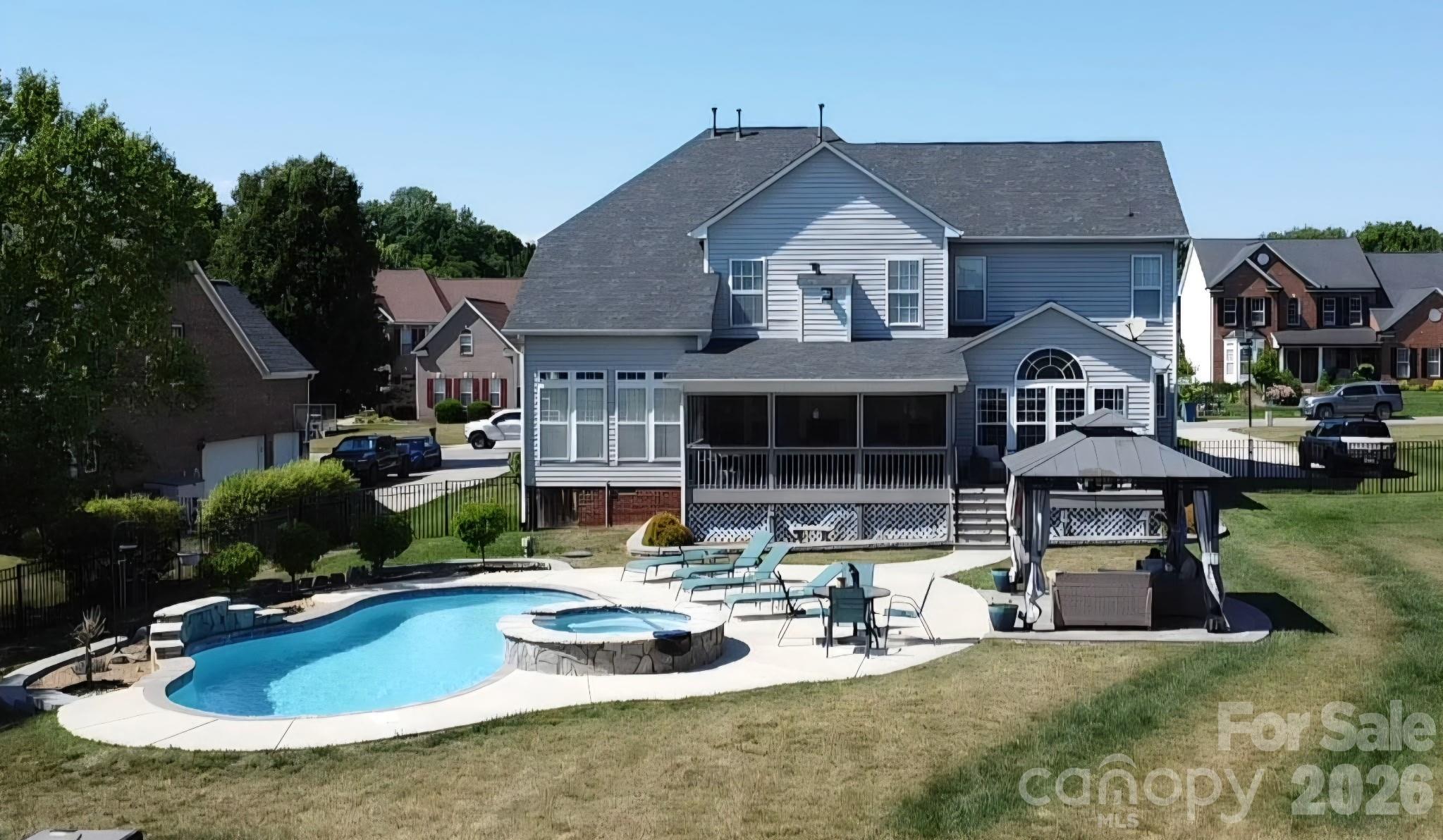 286 Corona Circle