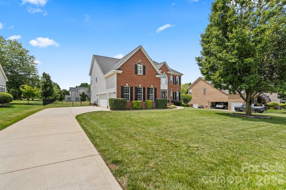 286 Corona Circle