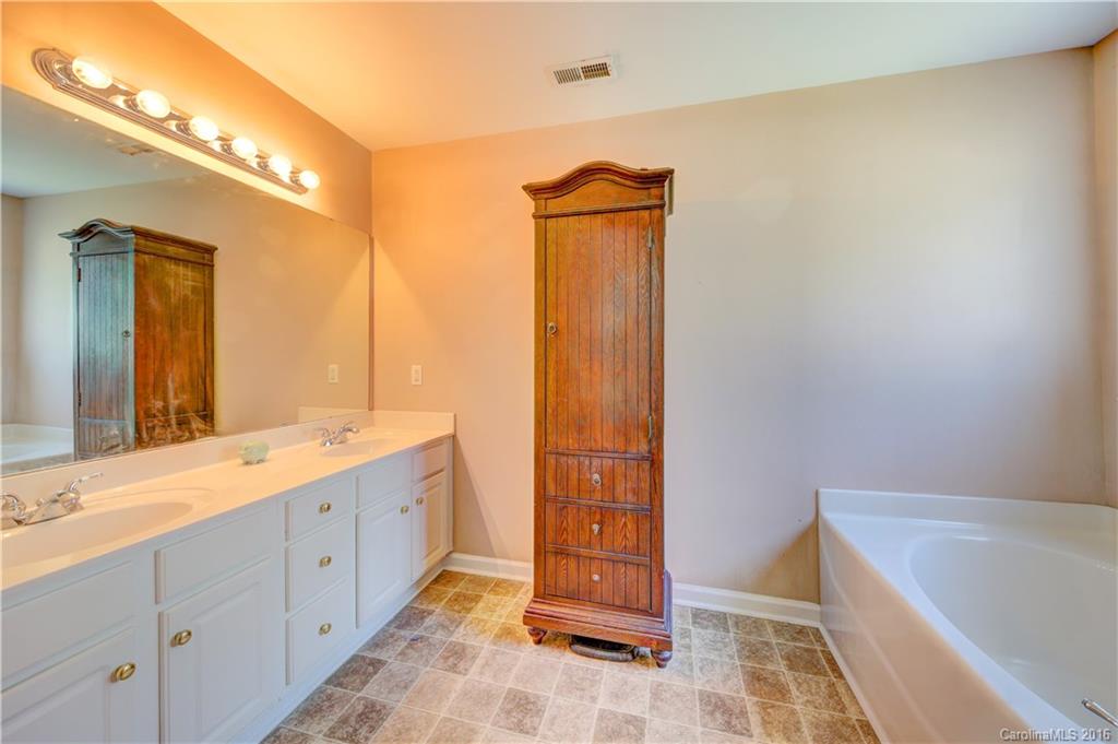 Highland Creek - Residential