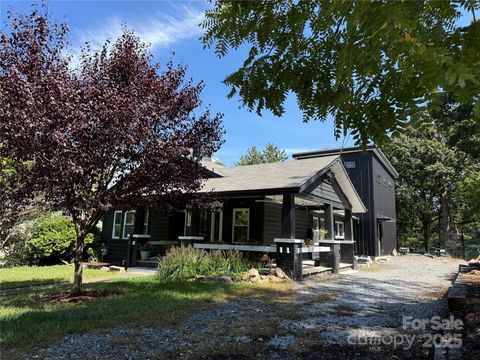 74 Brownwood Avenue Asheville NC 28806