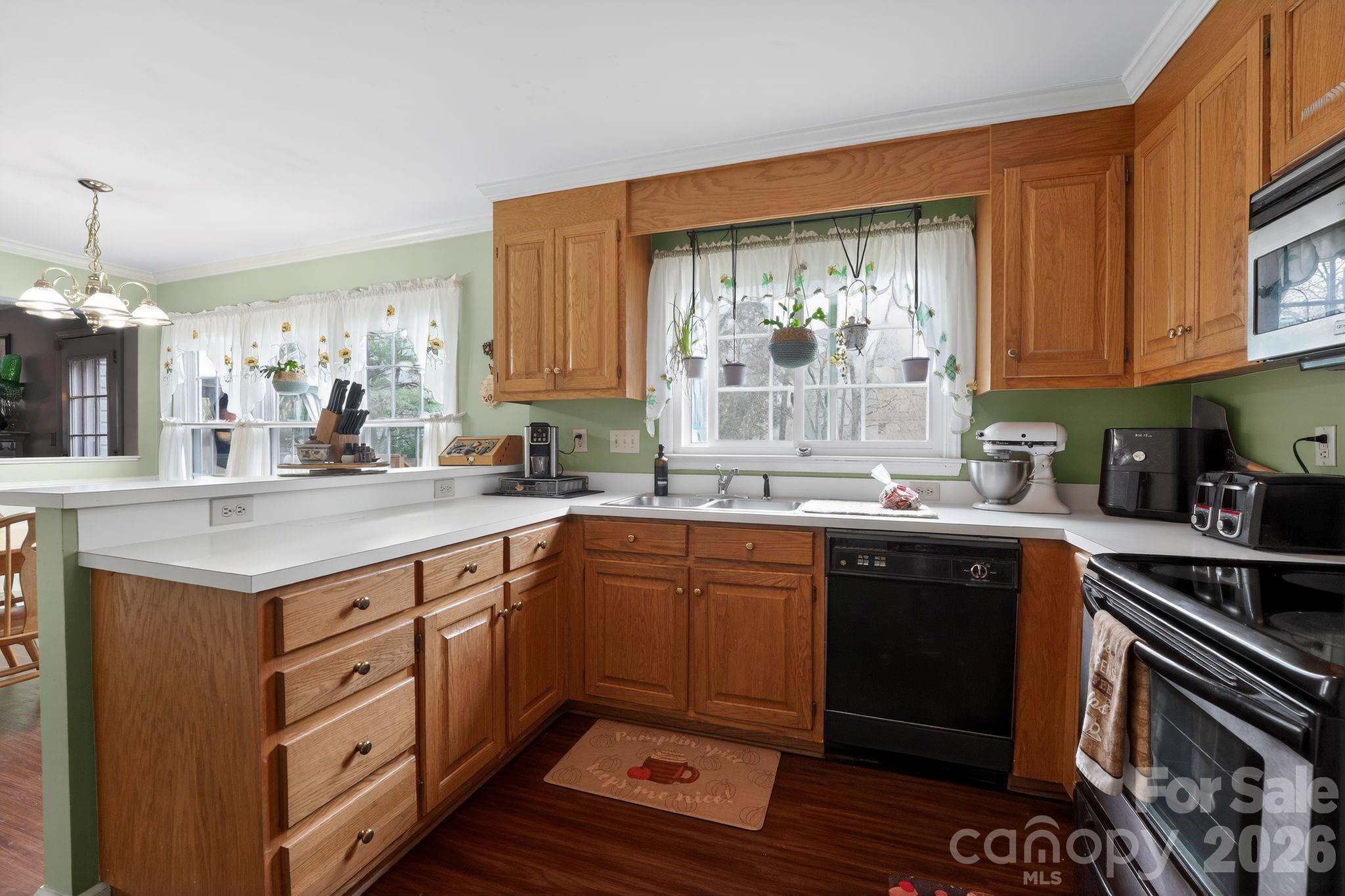 Davis Lake - Residential