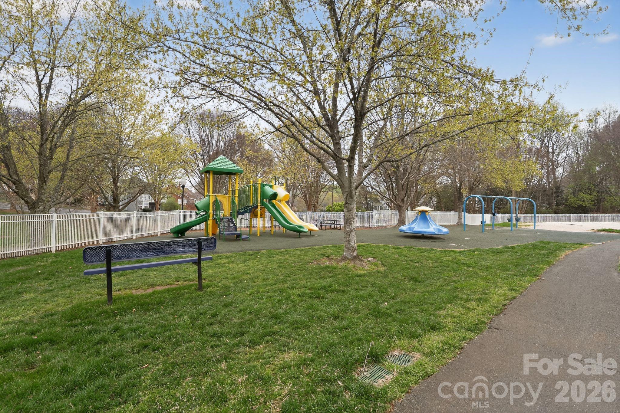 Davis Lake - Residential