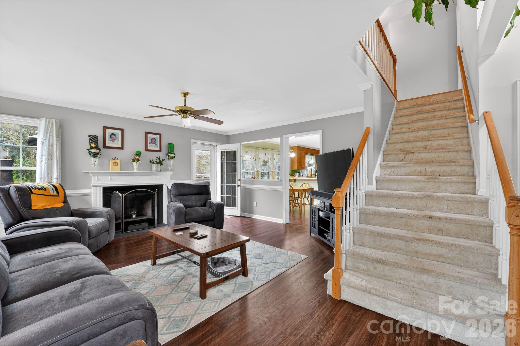 Davis Lake - Residential